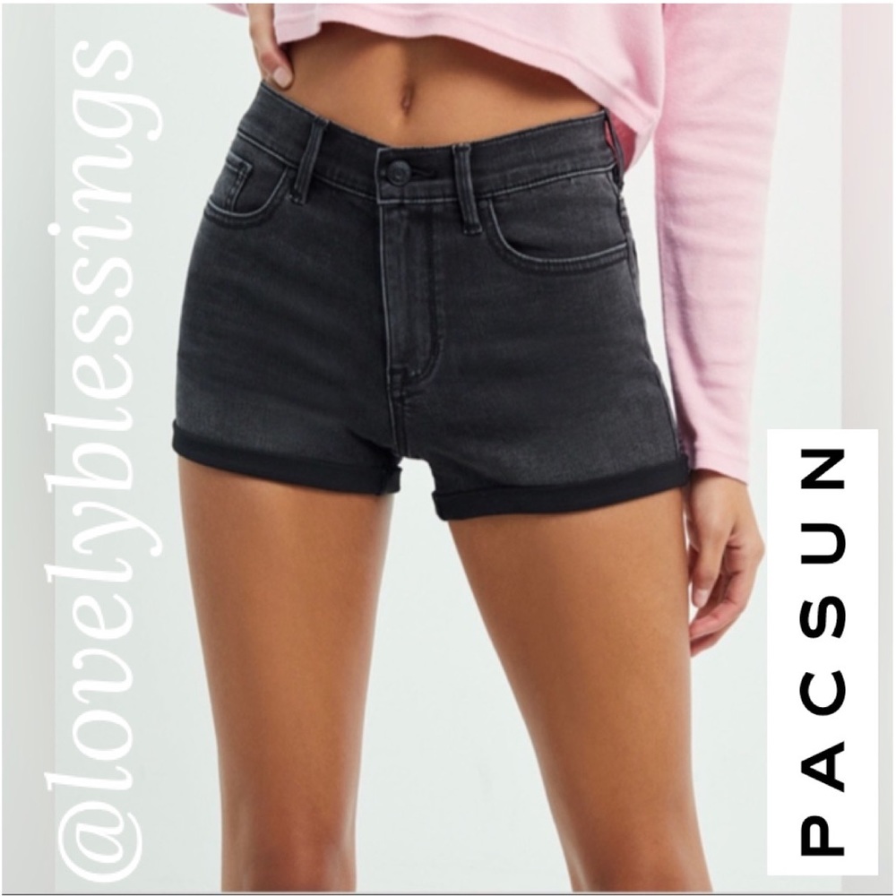 PacSun “ The Shortie ” Black Jean Shorts Black Stretch Denim Shorts Size 25